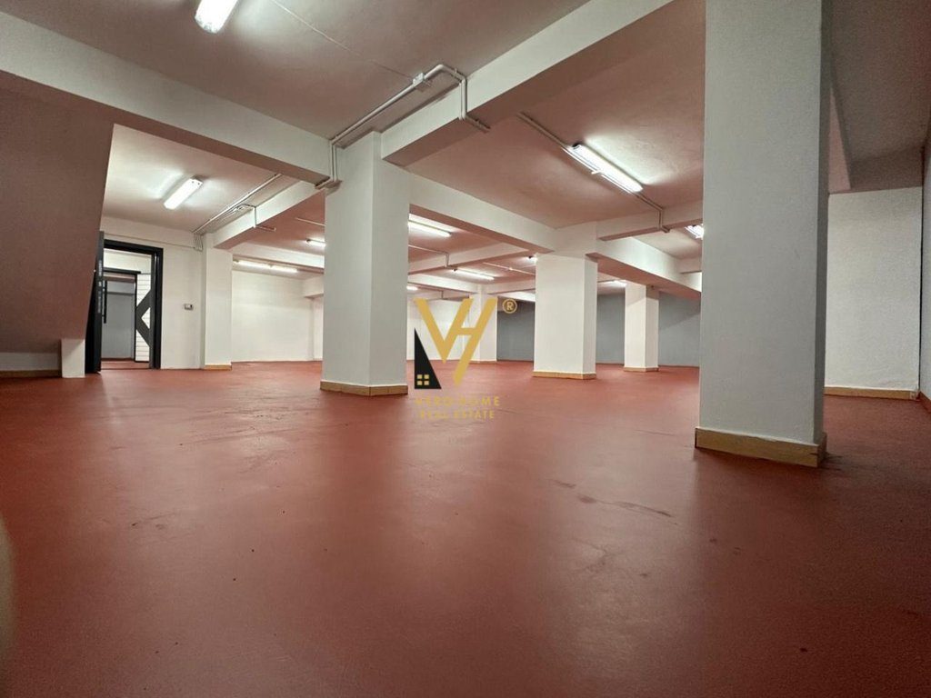 SHITET AMBJENT KOMERCIAL 386 M2 TE SHKOLLA E KUQE 350.000 EURO 4