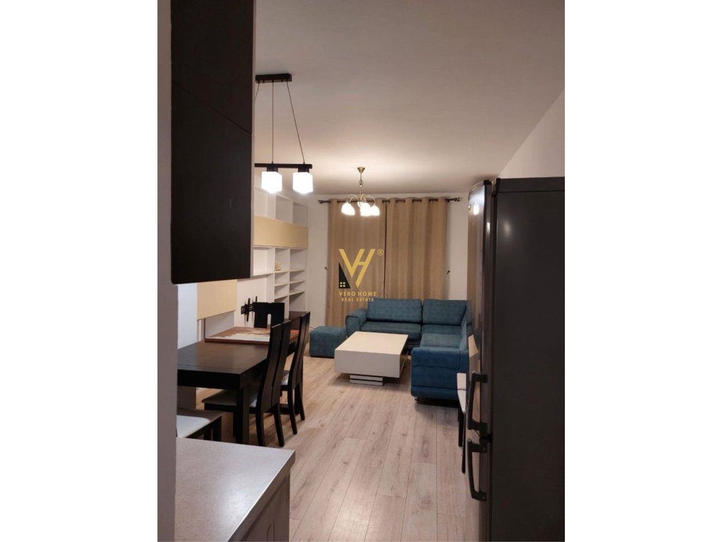 JEPET APARTAMENT 2+1+2 ME QERA NE ASTIR 55.000 LEKE