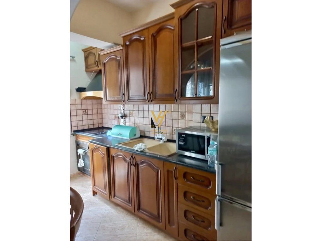 JEPET APARTAMENT 2+1+BLK ME QERA TE RRUGA ELBASANIT 650 EURO 2
