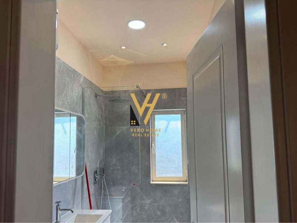 JEPET APARTAMENT 1+1+BLK ME QIRA TE MEDRESEJA 600 EURO 4