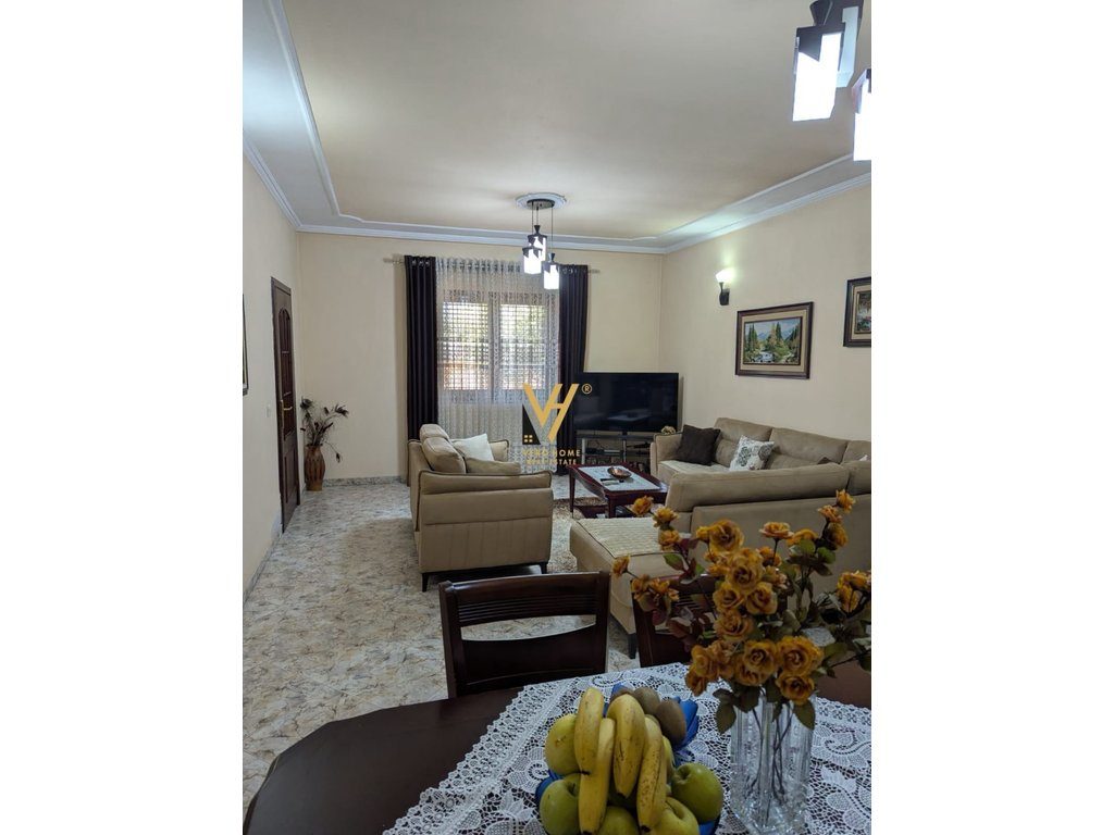 SHITET VILE 3-KATSHE TE RR.ROBERT NACI, BLVD I RI 515.000 EURO