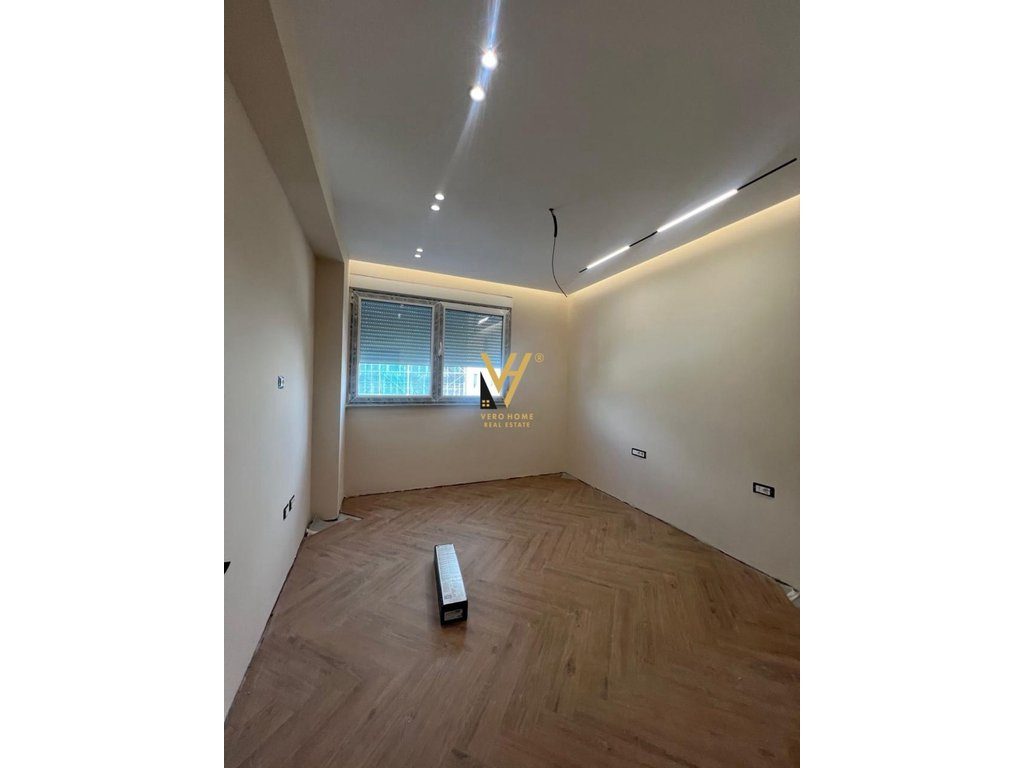 SHITET APARTAMENT 2+1+2+BLK TEK ISH EKSPOZITA 320.000 EURO 2