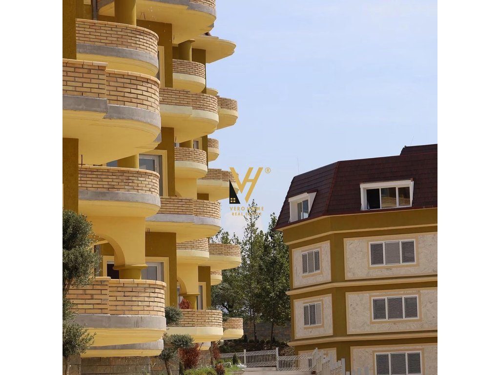 SHITET APARTAMENT 2+1+2+BLK TE LAKELAND RES. FARKE 198.000 EURO