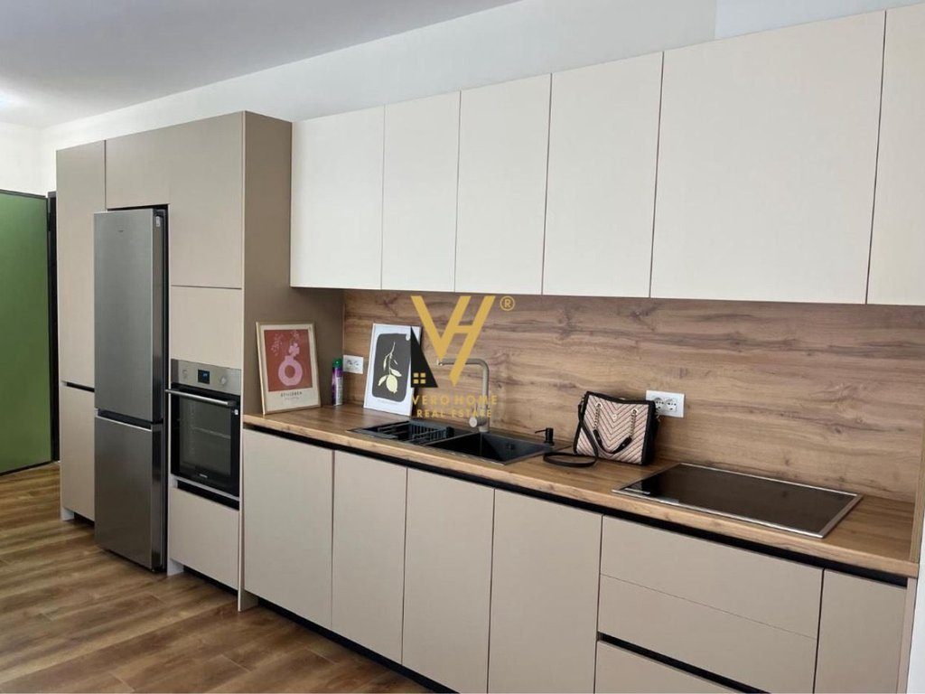 JEPET APARTAMENT 1+1+BLK ME QIRA TE SHKOLLA E KUQE 650 EURO 3