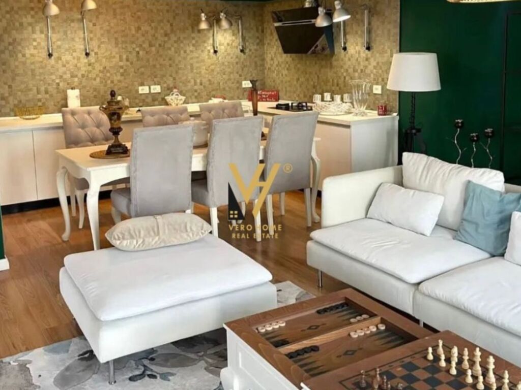 Jepet Apartament Duplex 3+1+3 me qera te Kodra e Diellit 2 , 189 m2 3