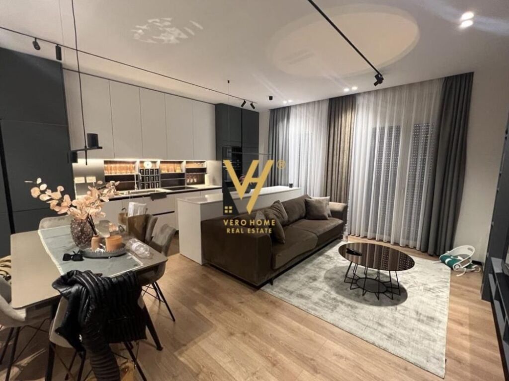Shitet Apartament 2+1+2posta Parkimi te Rruga e Kosovareve 112 m2 2