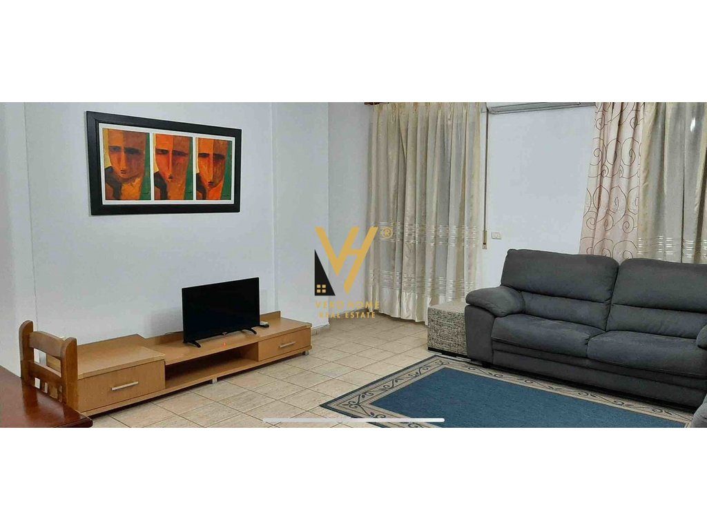 JEPET APARTAMENT 1+1+BLK ME QERA NE QENDER 60.000 LEKE 4