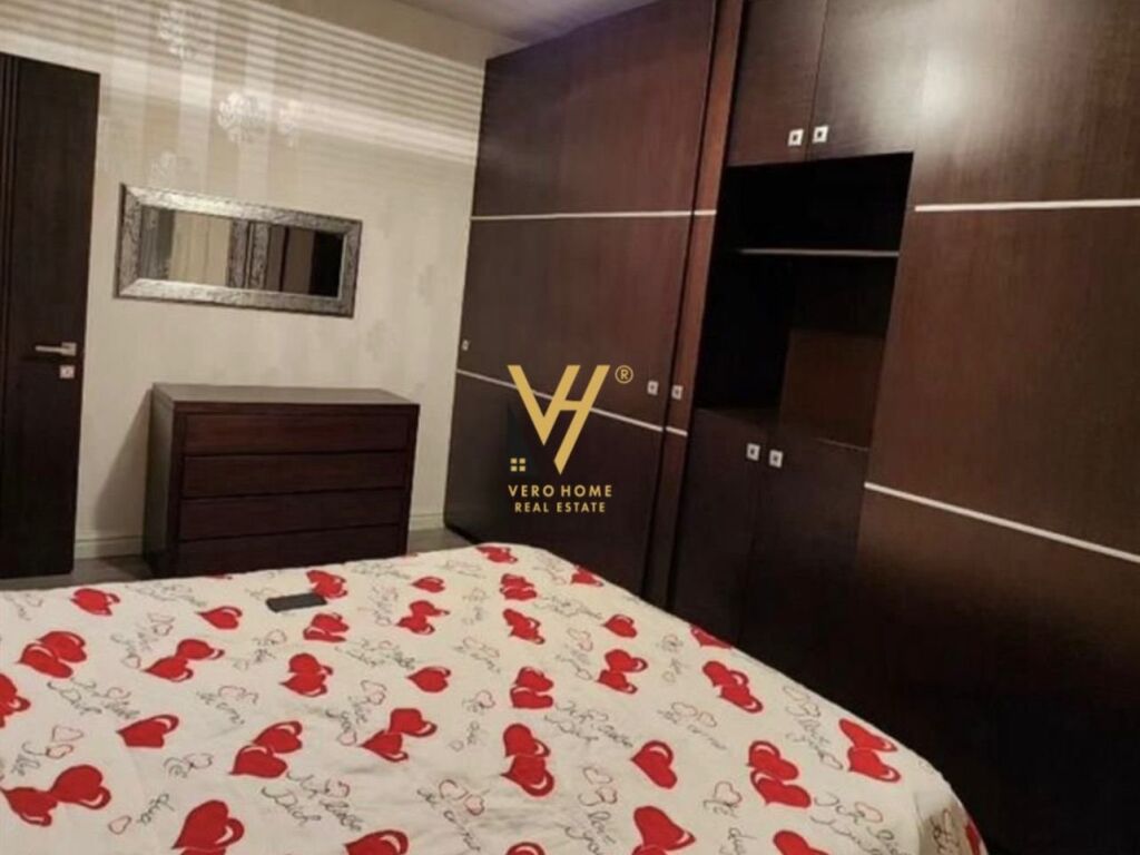 Jepet Apartament 1+1+ballkon me qera te Rruga Myslym Shyri 75 m2 4