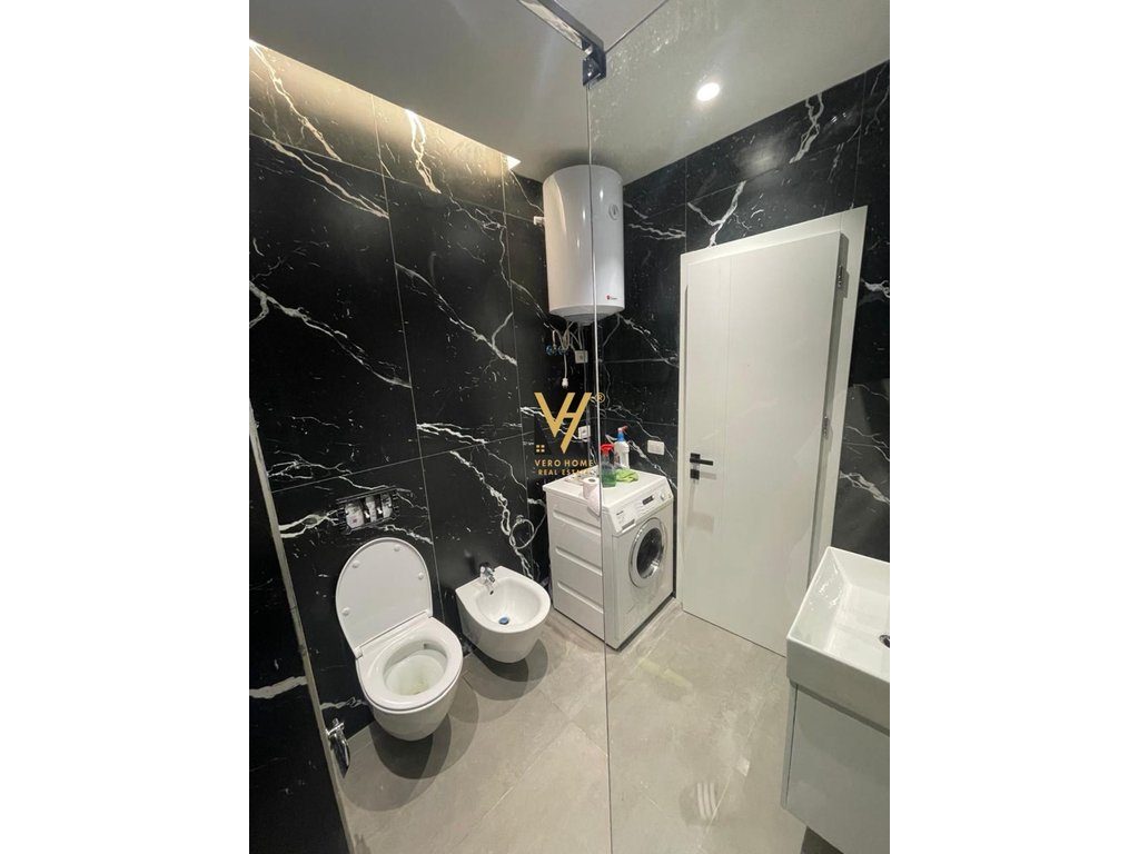 JEPET APARTAMENT 2+1 ME QERA TEK UNIVERS CITY 60.000 LEKE 4