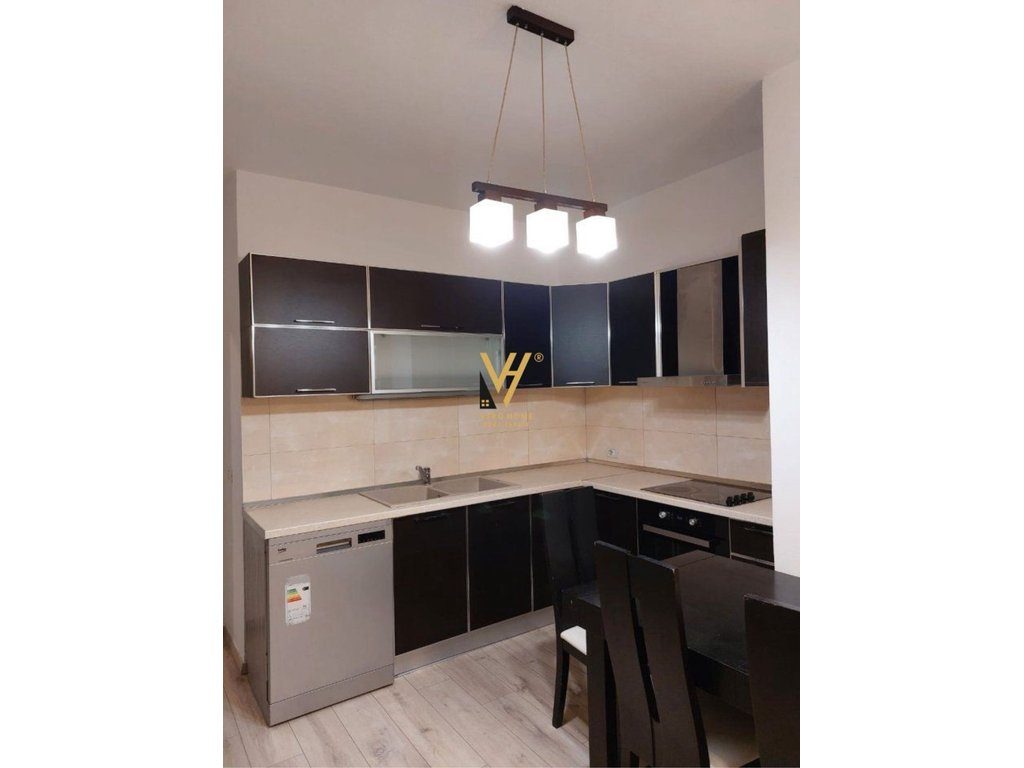 JEPET APARTAMENT 2+1+2 ME QERA NE ASTIR 55.000 LEKE 2