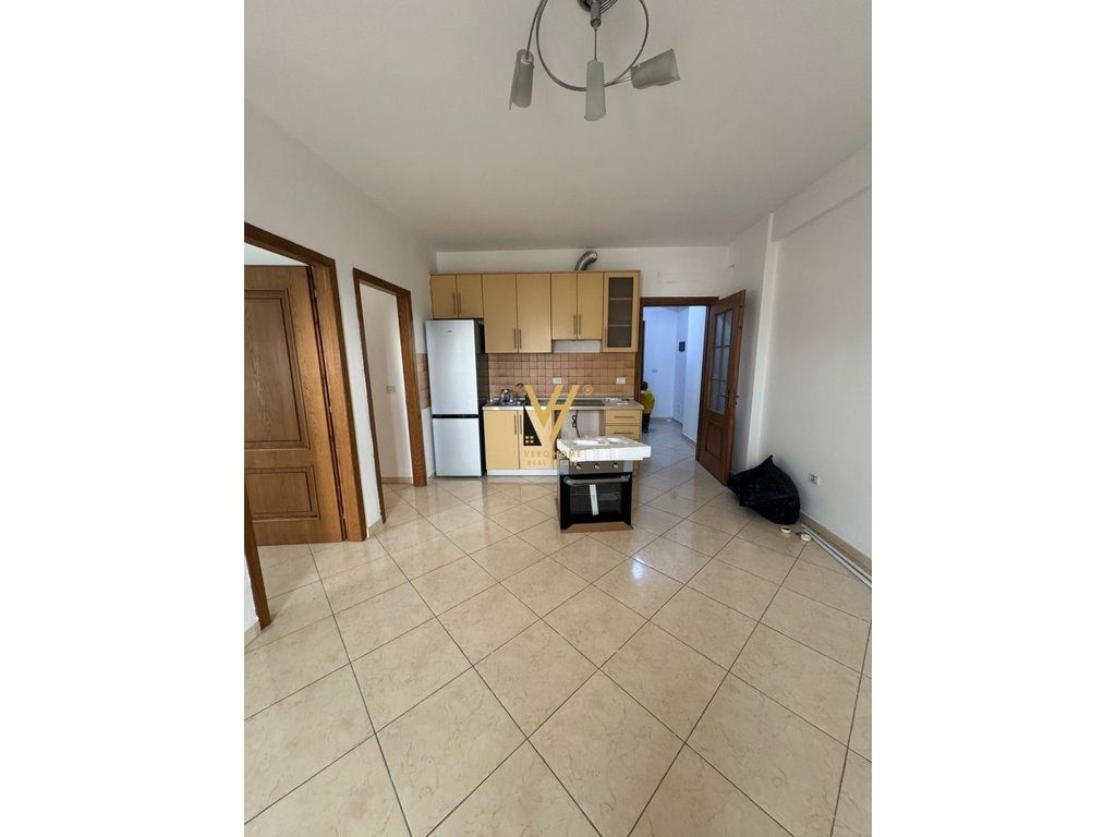 EKSLUZIVE! SHITET APARTAMENT 2+1+2+BLK TE PAZARI I RI 240.000 EURO 2