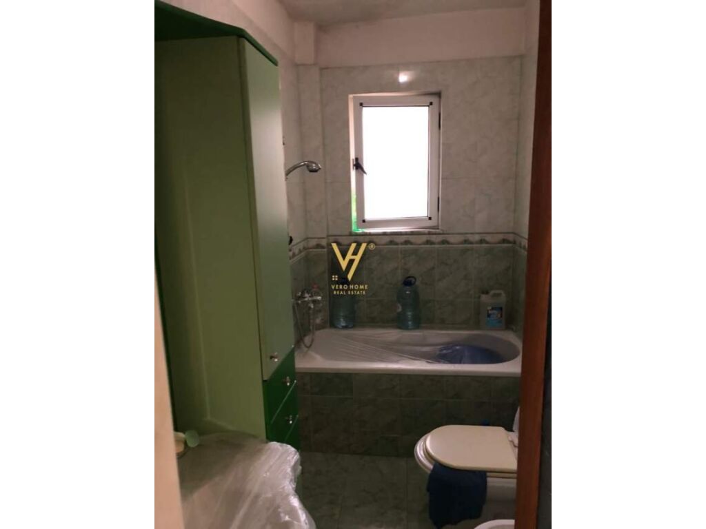 Shitet apartament 3+1+2 te Pallati me Shigjeta 95 m2 4