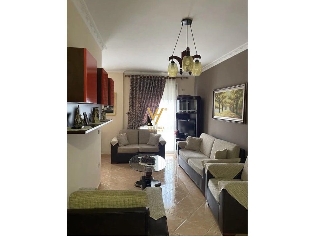 SHITET APARTAMENT 2+1+BLK NE FIER 8.500.000 LEKE
