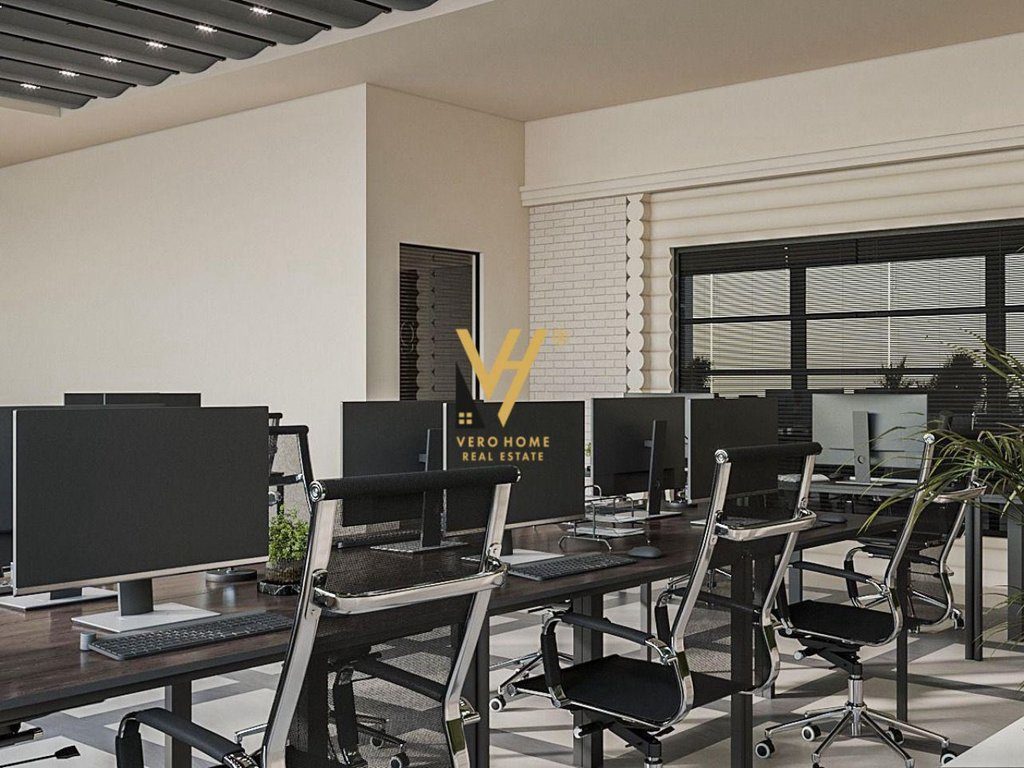 JEPET AMBIENT BIZNESI 700 M2 ME QIRA TE GOLDEN PARK3, YZBERISHT 10.000 EURO 4