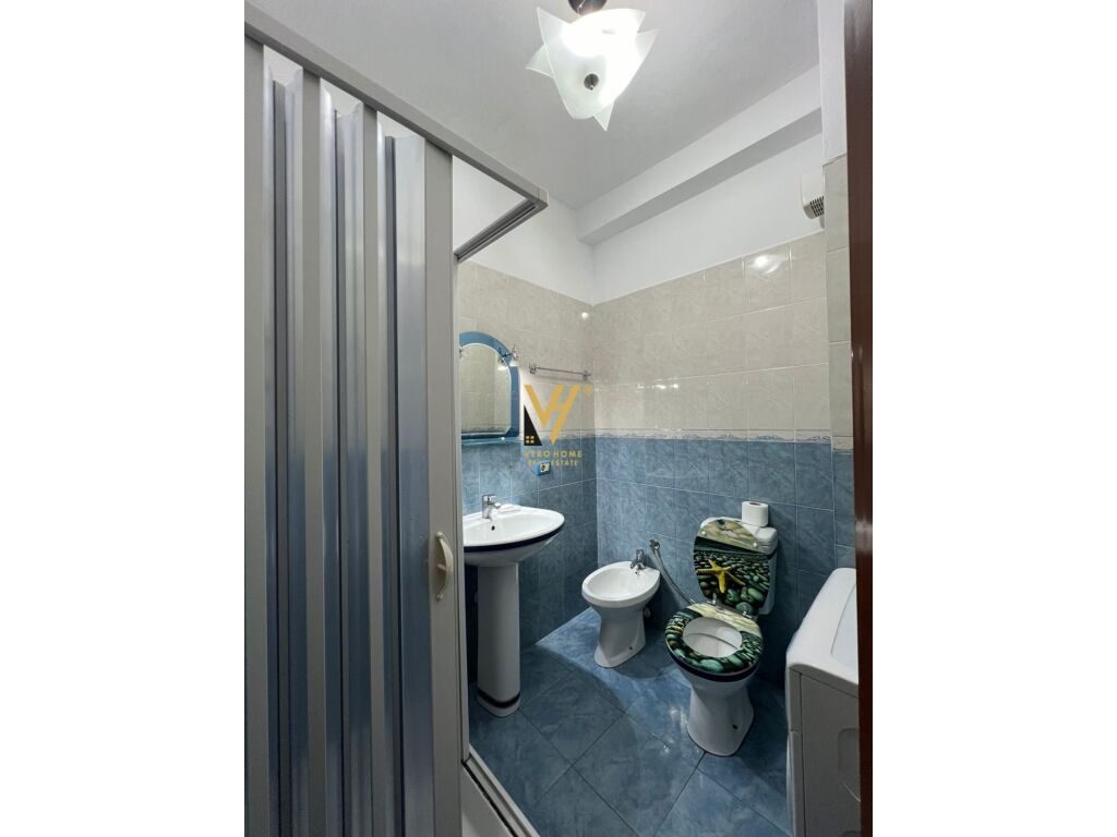Jepet Apartament 3+1+2+ballkon me qera te Komuna e Parisit 105 m2 4