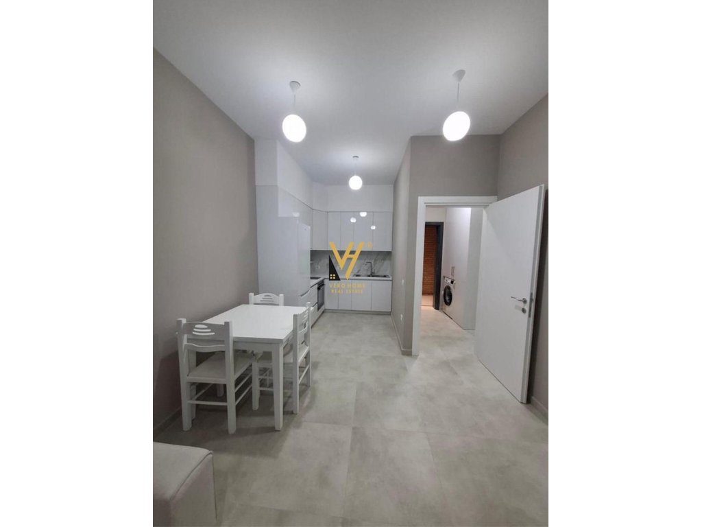 JEPET APARTAMENT 1+1 ME QERA YZBERISHT 600 EURO 2
