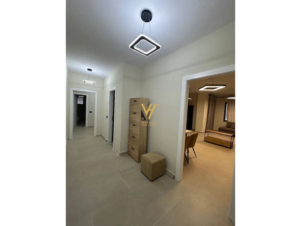 JEPET APARTAMENT 2+1 ME QIRA NE SELITE 75.000 LEKE 4