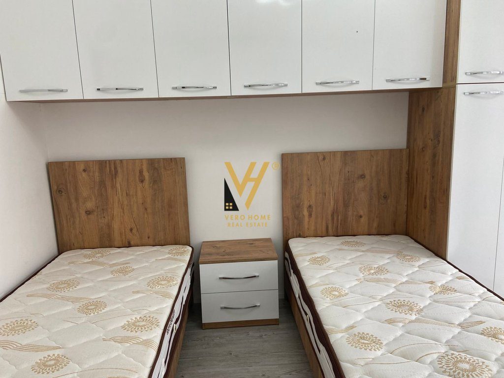 JEPET APARTAMENT 2+1+2+BLK ME QIRA TE AMERIKAN 3- 700 EURO 4