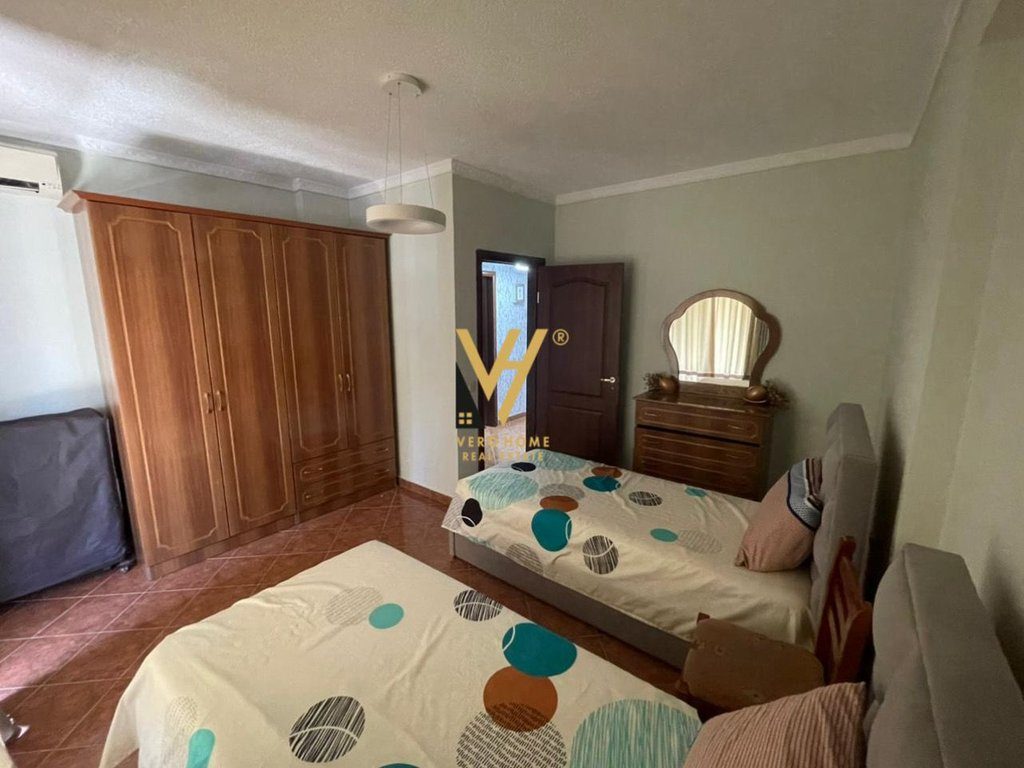 SHITET APARTAMENT PAPAFINGO 2+1+BLK NE GOLEM 8.500.000 LEKE 4