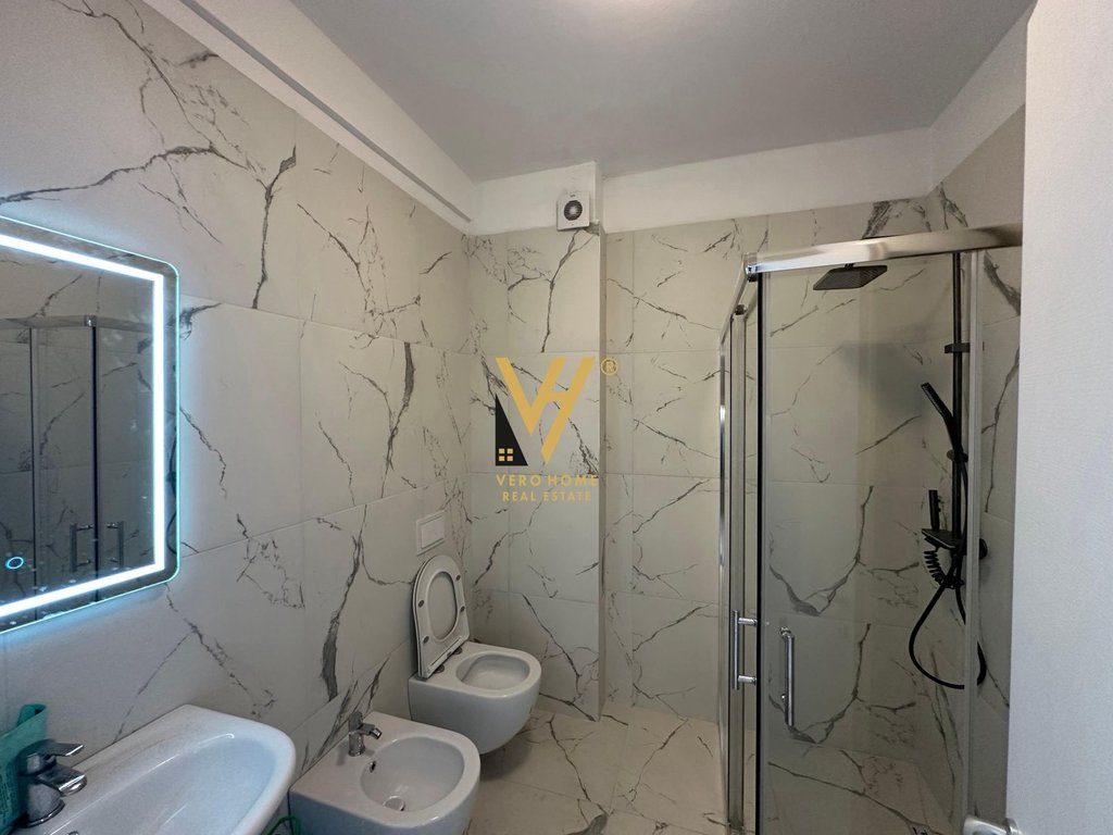 JEPET APARTAMENT 1+1+BLK ME QIRA TEK UNIVERS CITY 450 EURO 3