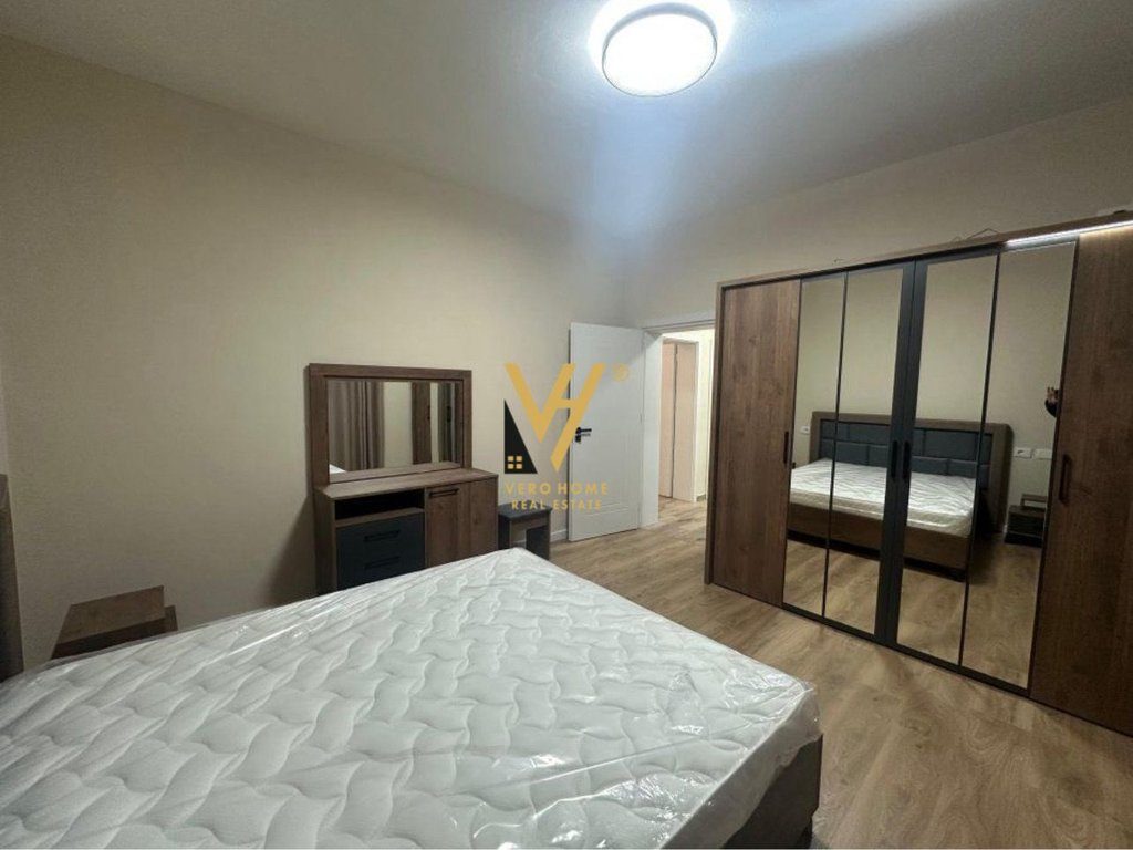 JEPET APARTAMENT 2+1+BLK ME QIRA NE SAUK 500 EURO 3