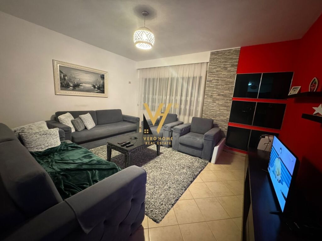 Shitet Apartament 1+1+ballkon te Kodra e Diellit 73 m2 3