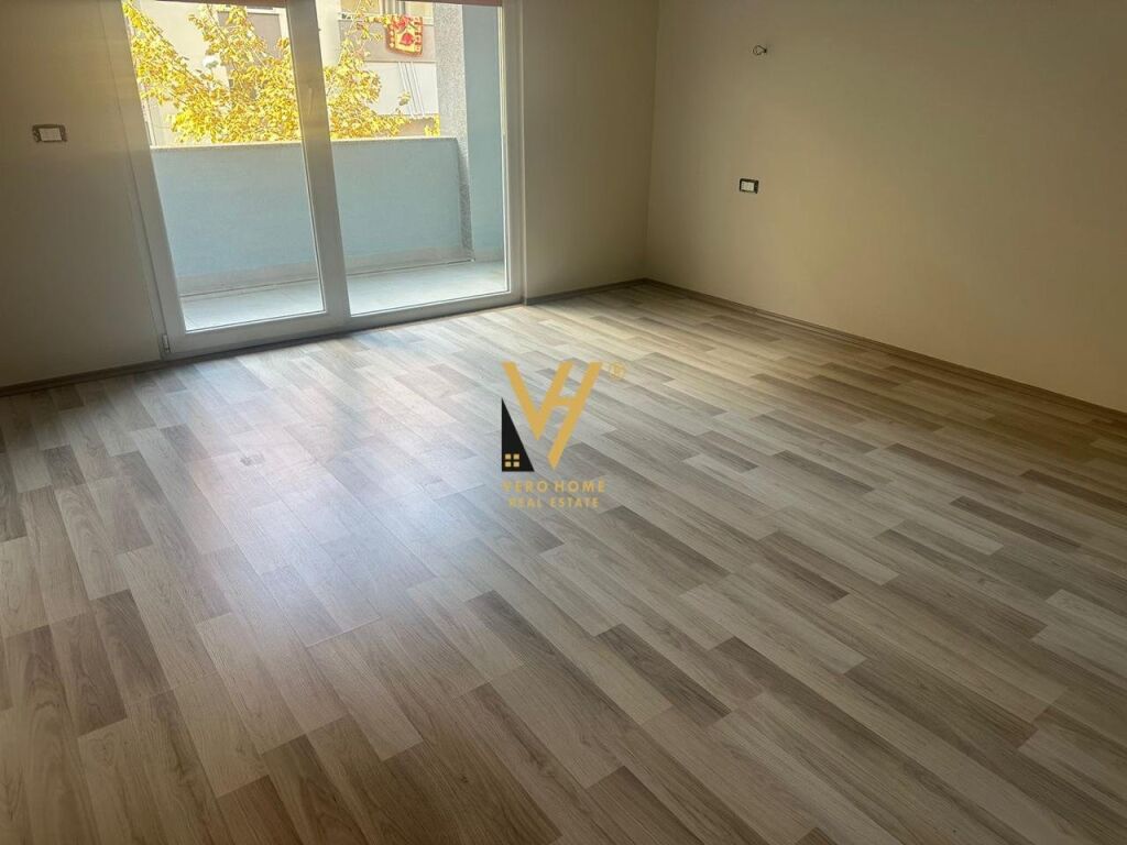 Shitet Apartament 2+1+Verande te Qesaraku , Fresk 116 m2 4