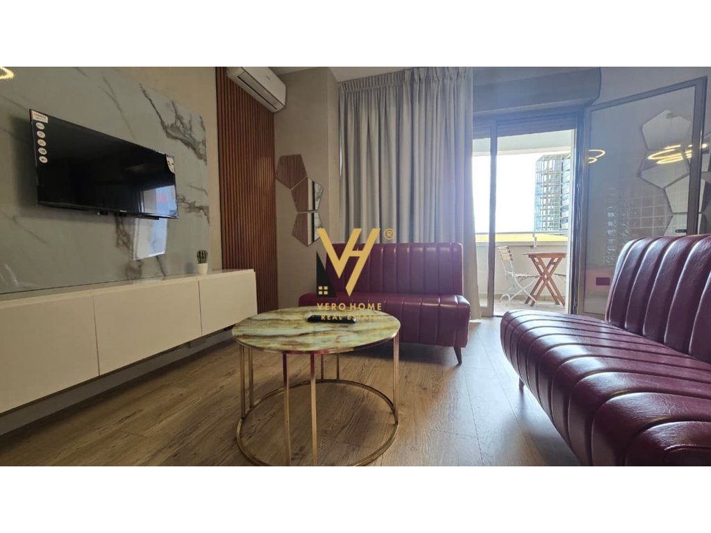 JEPET APARTAMENT 2+1+BLK ME QERA NE QENDER 1.500 EURO 3