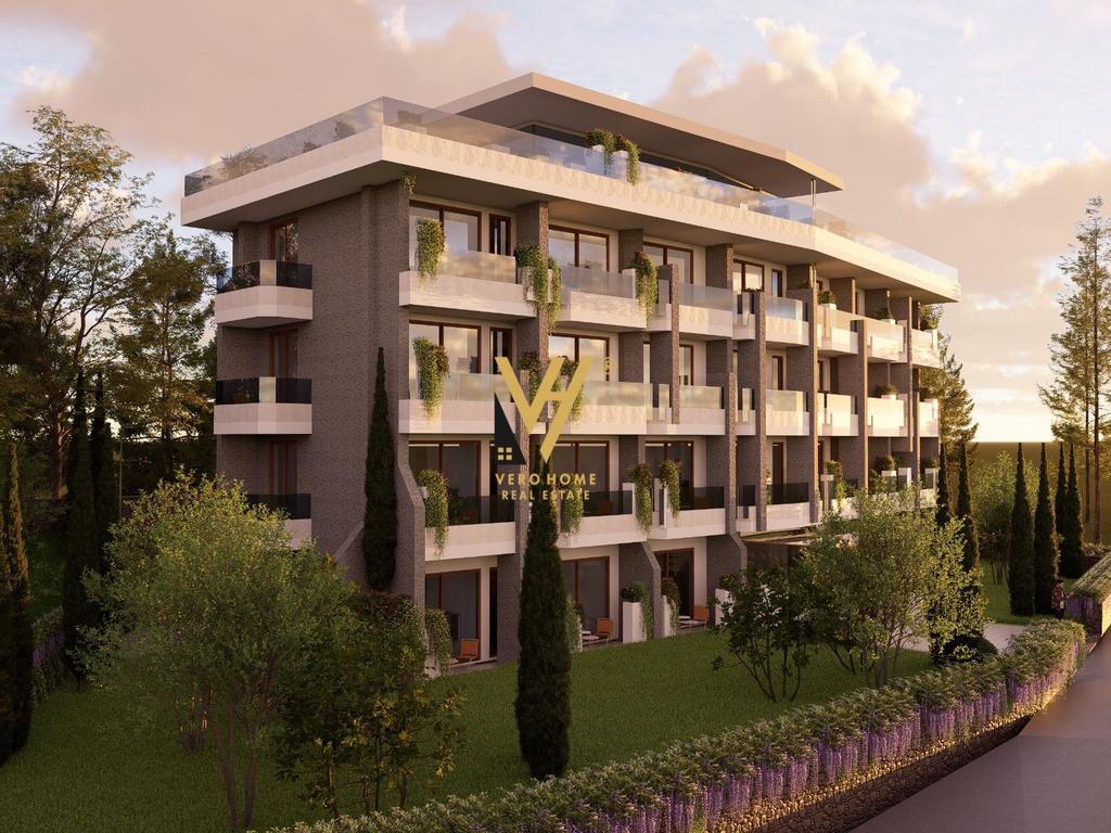 SHITET HOTEL 4 KATESH I PERFUNDUAR NE POTAM, HIMARE