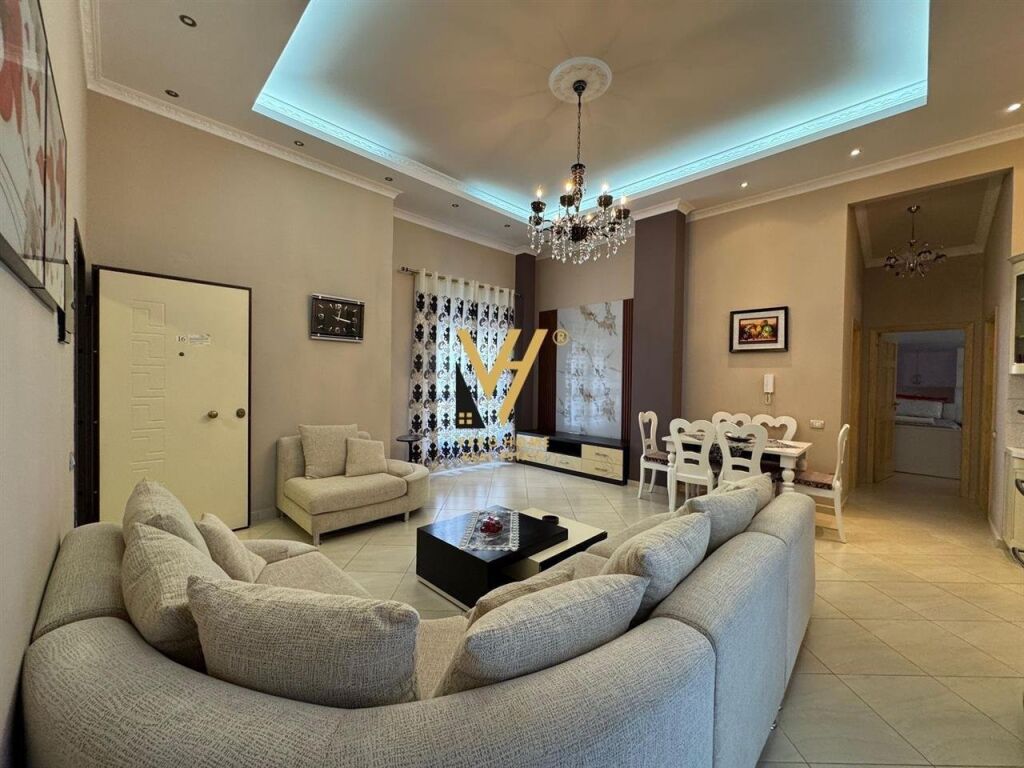 Jepet Apartament 2+1+2 te Kopshti Botanik 200 m2 3