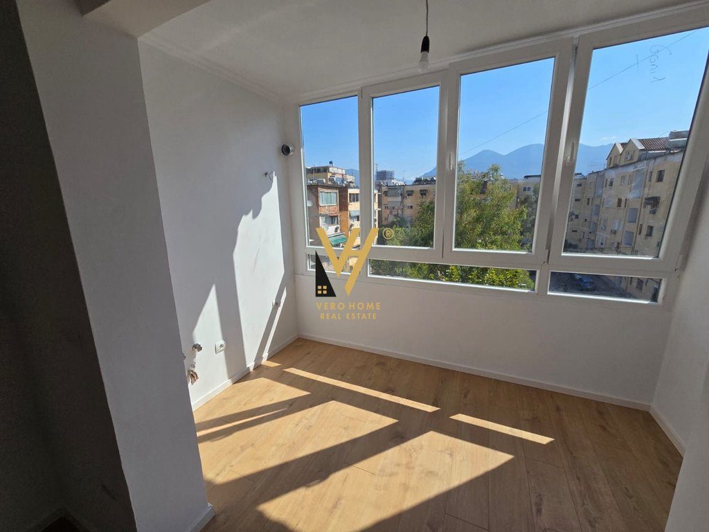 SHITET GARSONIERE 28 M2 NE DON BOSKO 68.000 EURO