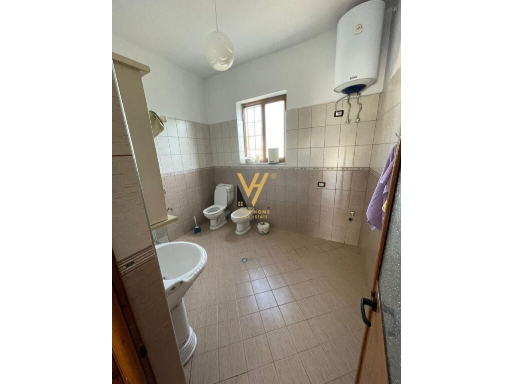 Jepet Apartament 2+1 me qera te Rruga e Elbasanit 144 m2 4
