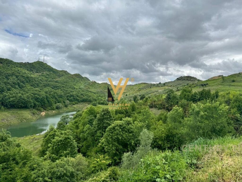 SHITET TOKE 7.500 M2 NE MJULL BATHORE, TEG 490.000 EURO