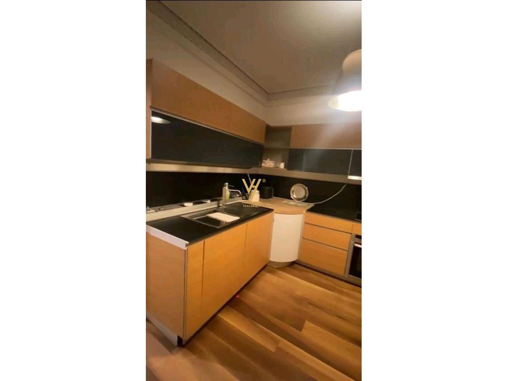 JEPET APARTAMENT 1+1+ BLK ME QIRA,PAZARI I RI, 700 EURO 2