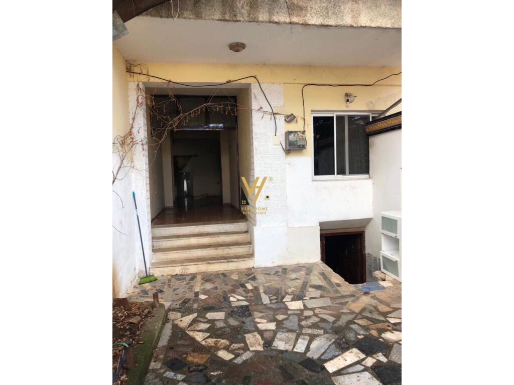 Shitet vile dy katshe te Rruga Qazim Vathi 200 m2 3