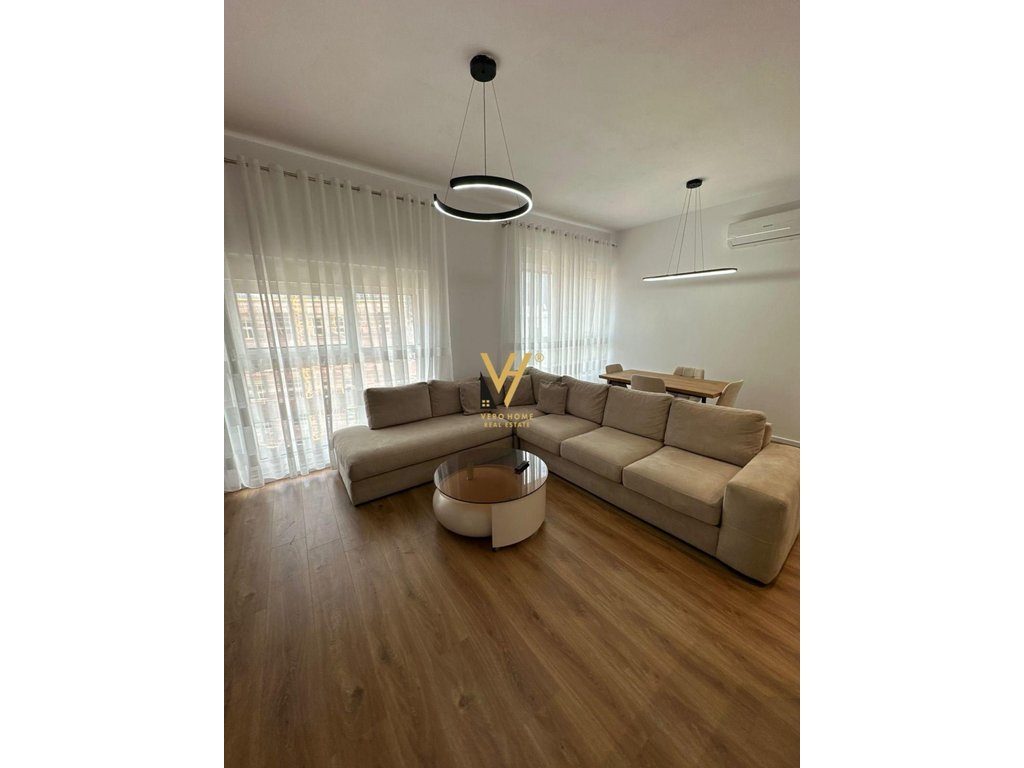 JEPET APARTAMENT 1+1+BLK ME QERA TE KADIU, ALI DEM 45.000 LEKE