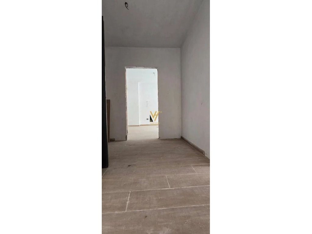 SHITET APARTAMENT 1+1+BLK TE BULEVARDI I RI 140.000 EURO 3