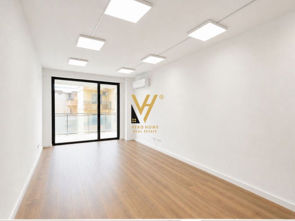 JEPET ZYRE 116 M2 ME QERA TE MINE PEZA 900 EURO