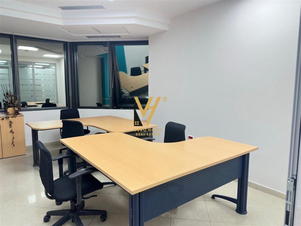 JEPET ZYRE 440 M2 ME QIRA TE KULLAT BINJAKE 19.000 EURO 2
