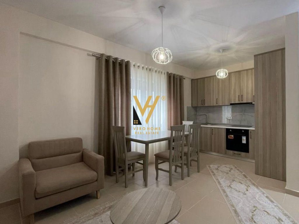 JEPET APARTAMENT 1+1 ME QIRA TE KODRA E DIELLIT 50.000 LEKE 2