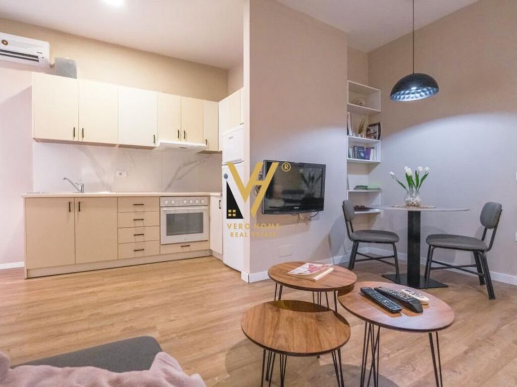 Shitet Apartament 1+1 te Kopshti Zoologjik 45 m2 2