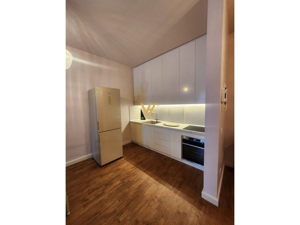 JEPET APARTAMENT 2+1+BLK ME QIRA TE KOMUNA E PARISIT 1.500 EURO 2