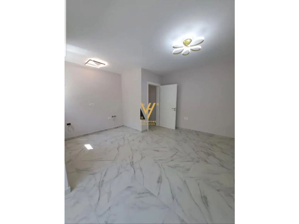 Shitet Apartament 1+1+ballkon ne Vasil Shanto 60 m2 2