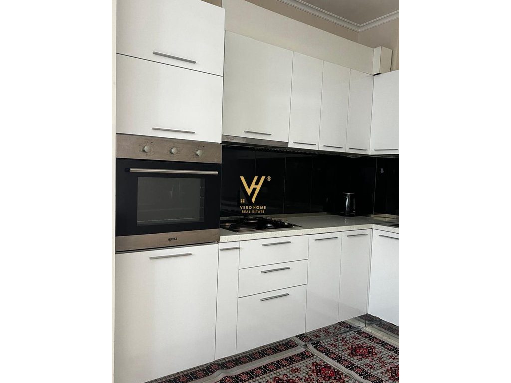 JEPET APARTAMENT 1+1+BLK ME QIRA TE RRUGA KAVAJES 400 EURO 2