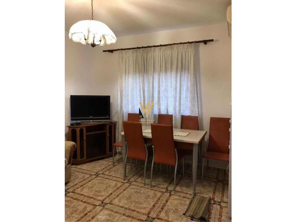 JEPET APARTAMENT 3+1+BLK ME QERA TE RRUGA E ELBASANIT 500 EURO 2
