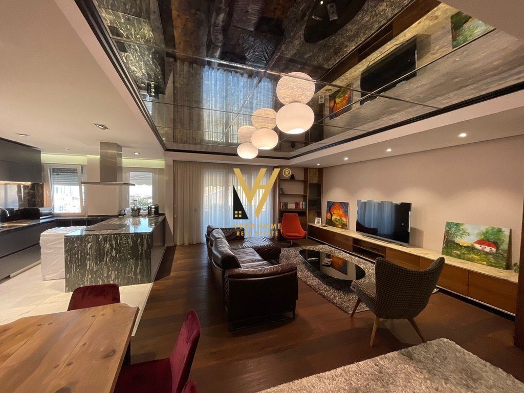 JEPET APARTAMENT 3+1+2+DY POSTA PARKIMI ME QERA TE KOPSHTI BOTANIK 1.500 EURO