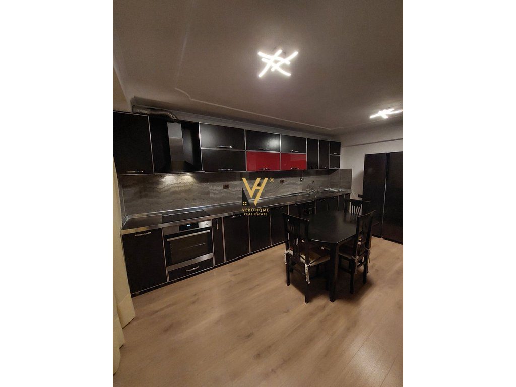 JEPET APARTAMENT 2+1+BLK ME QERA TE MYSLYM SHYRI 80.000 LEKE 2