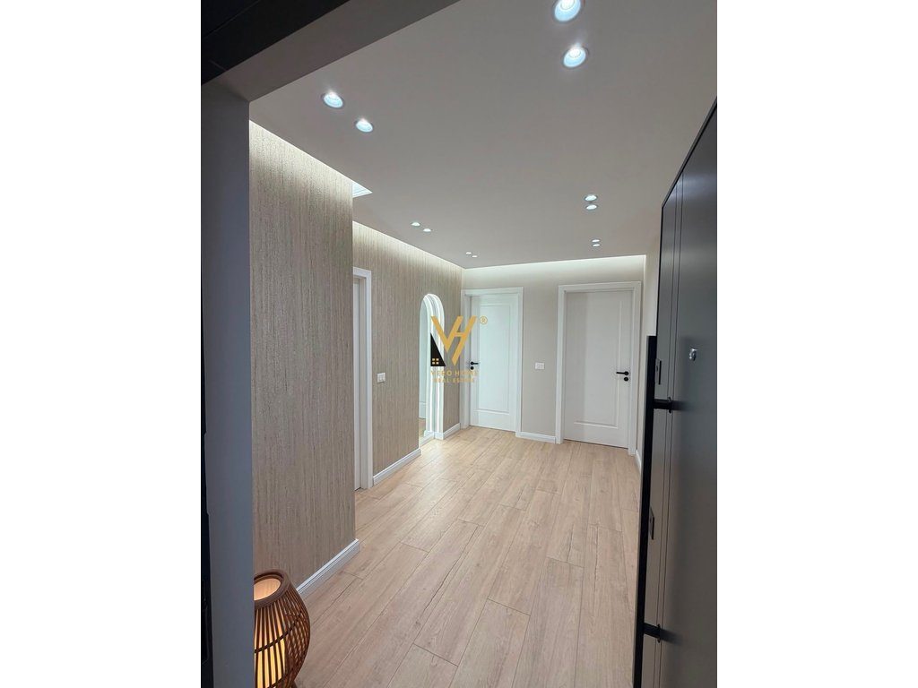SHITET APARTAMENT 1+1 PRANE LIQENIT TE TIRANES 19.500.000 LEKE 4