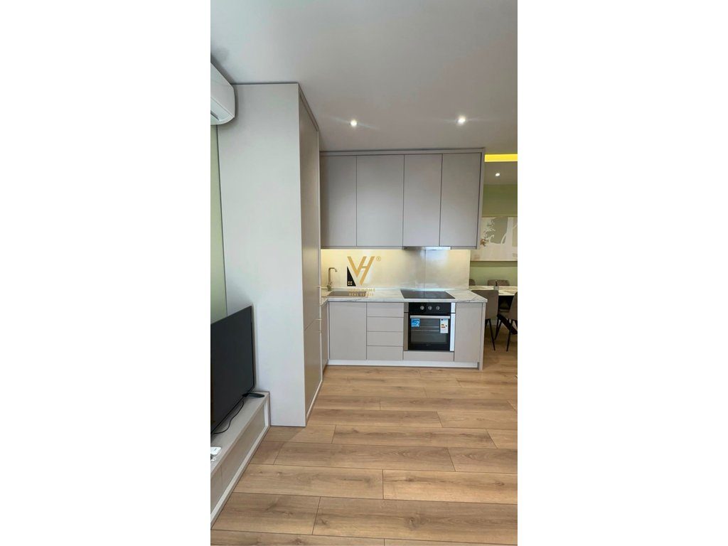 SHITET APARTAMENT 2+1+BLK TEK MYSLYM SHYRI 235.000 EURO 2