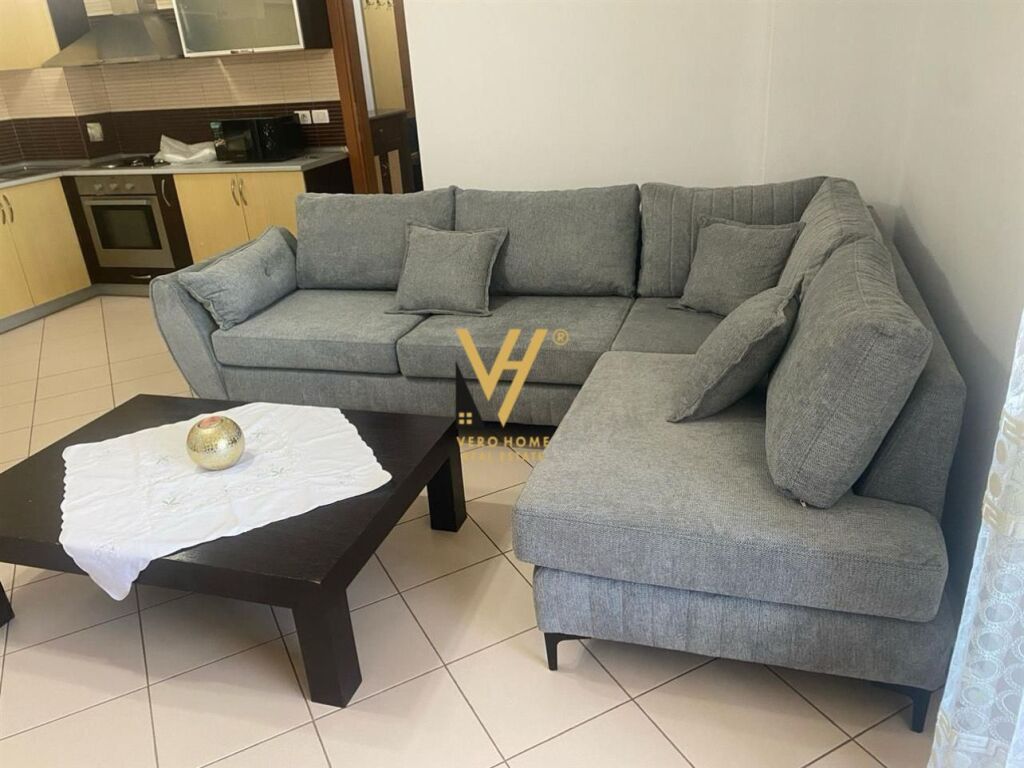 JEPET APARTAMENT 1+1+BLK ME QERA TE RRUGA E KAVAJES 500 EURO 2